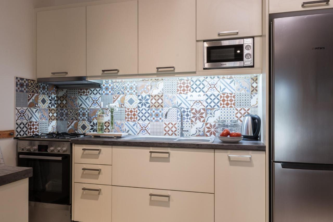הוילה סוג'יה Arhondiko Luxury House מראה חיצוני תמונה